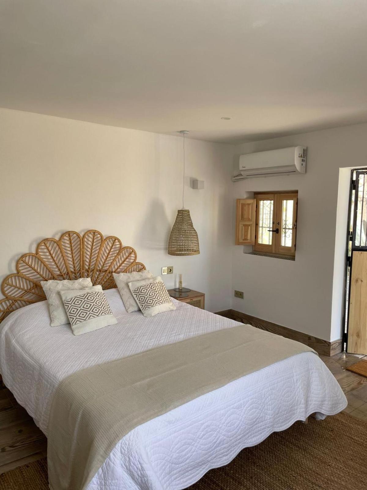 Casa San Cayetano Bed & Breakfast Crevillente Exterior photo